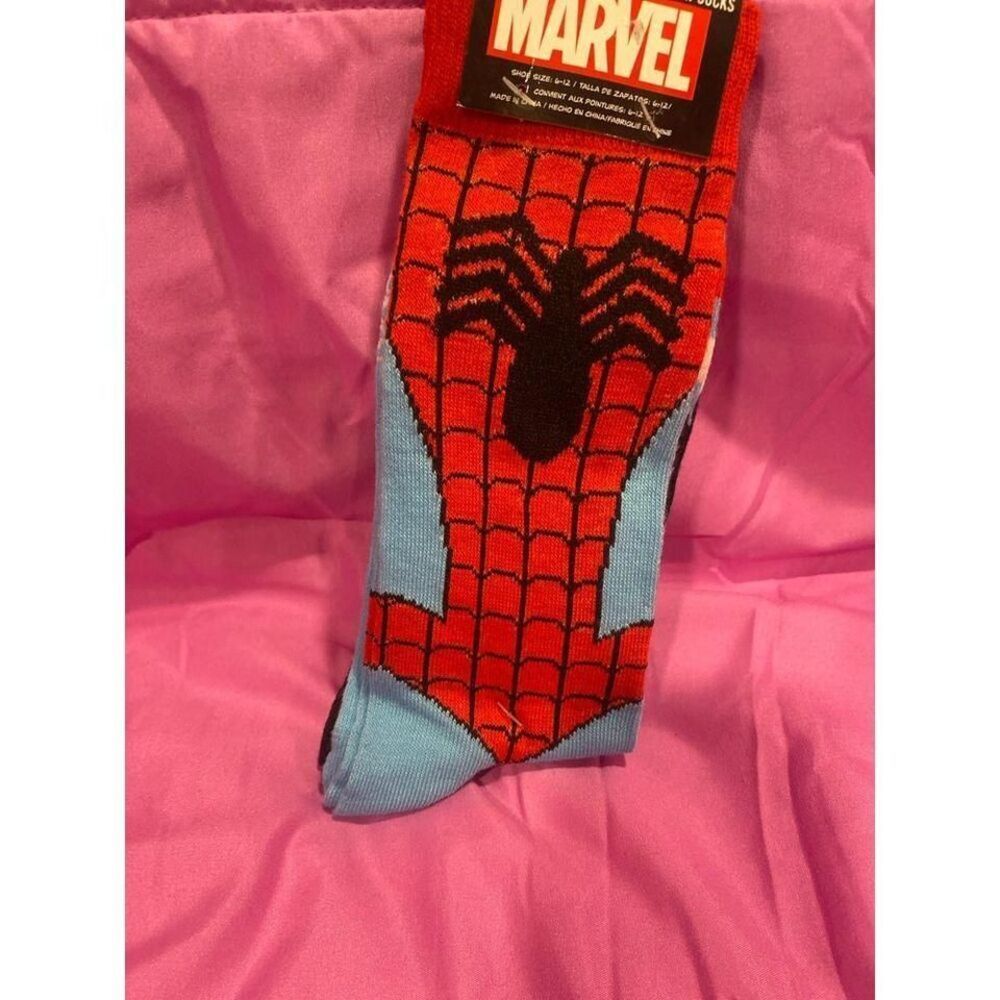 Marvel Spider-Man Crew Socks Official Licensed Merchandise Red Comic Design‎
